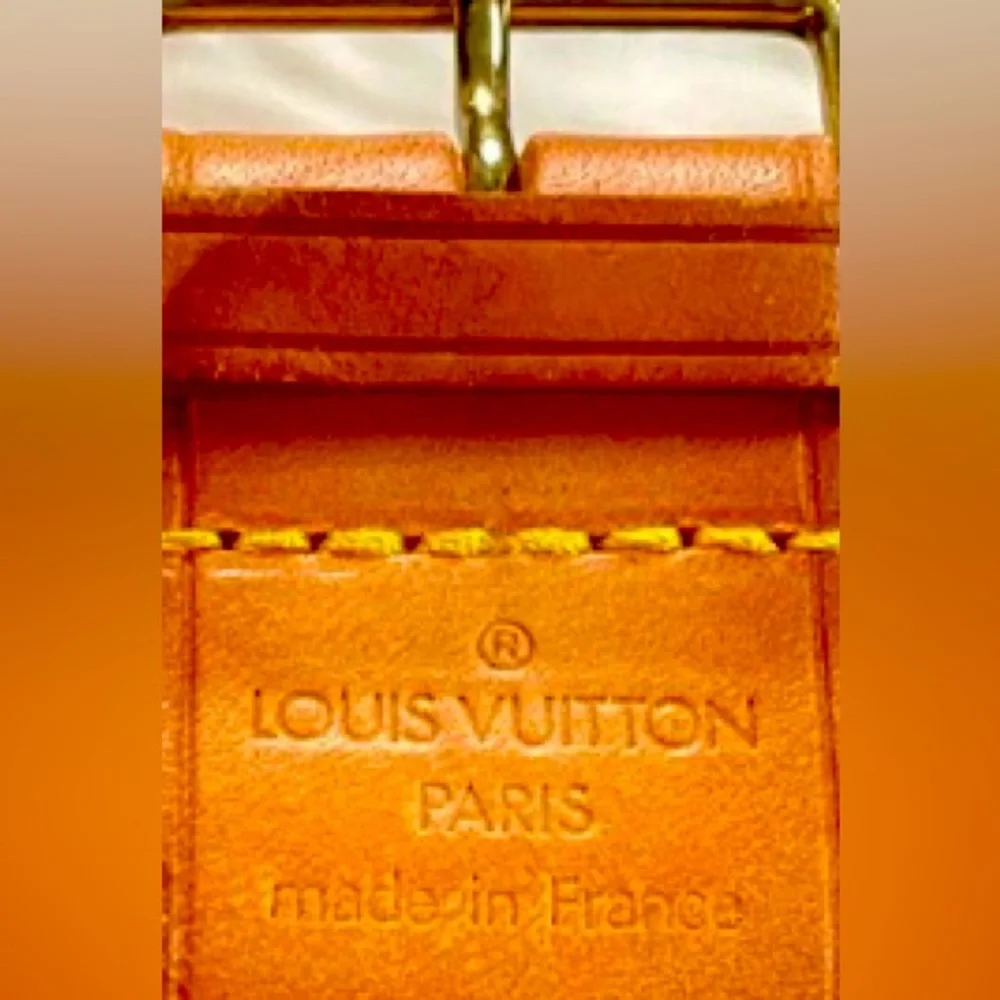 🌸Louis Vuitton🌸Strap / Cuff Holder🌸Measurements in Description🌸 - Picture 7 of 11